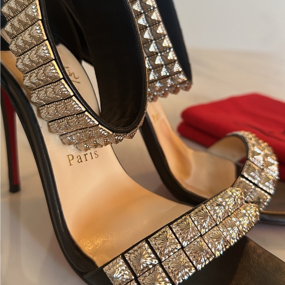 ❤️ AUTHENTIC CHRISTIAN LOUBOUTIN HEELS ❤️ - Picture 10 of 16